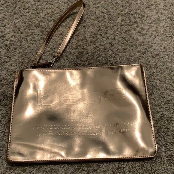 FREE 🤩 bebe metallic gold wristlet - Picture 1 of 4